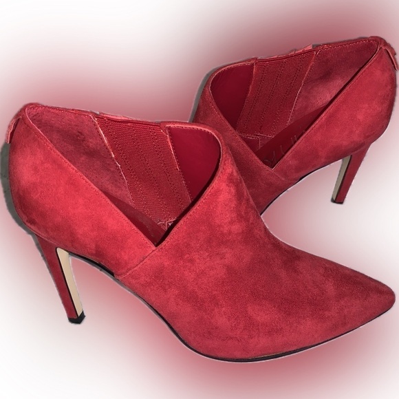 Calvin Klein Women's Harmon Stiletto Heel Leather Booties Size 6.5 Pre-owned - Picture 1 of 13